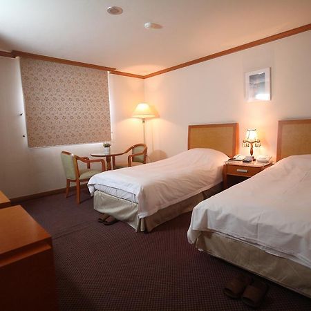 Suncheon Royal Tourist Hotel Buitenkant foto