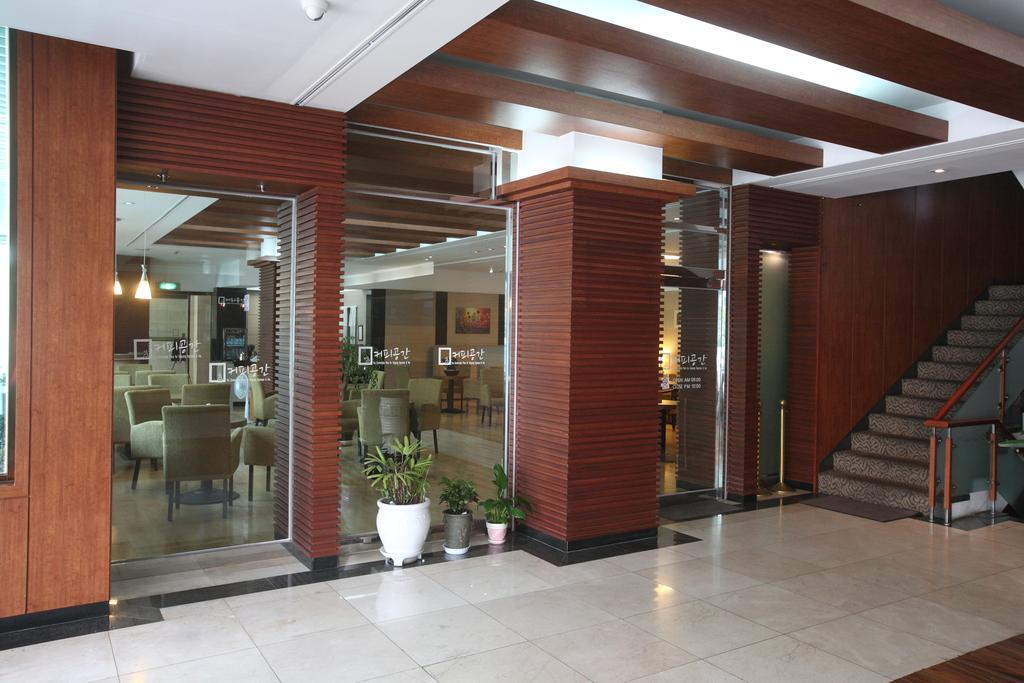 Suncheon Royal Tourist Hotel Buitenkant foto