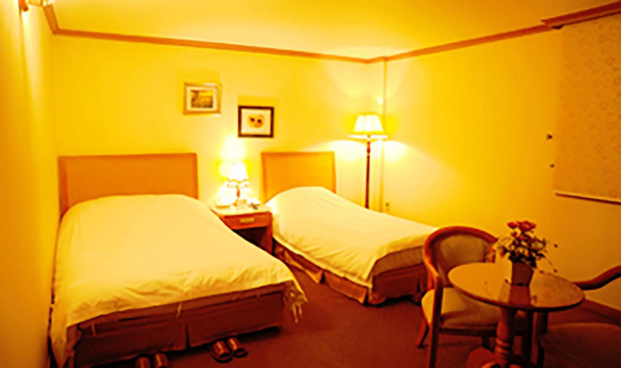 Suncheon Royal Tourist Hotel Buitenkant foto