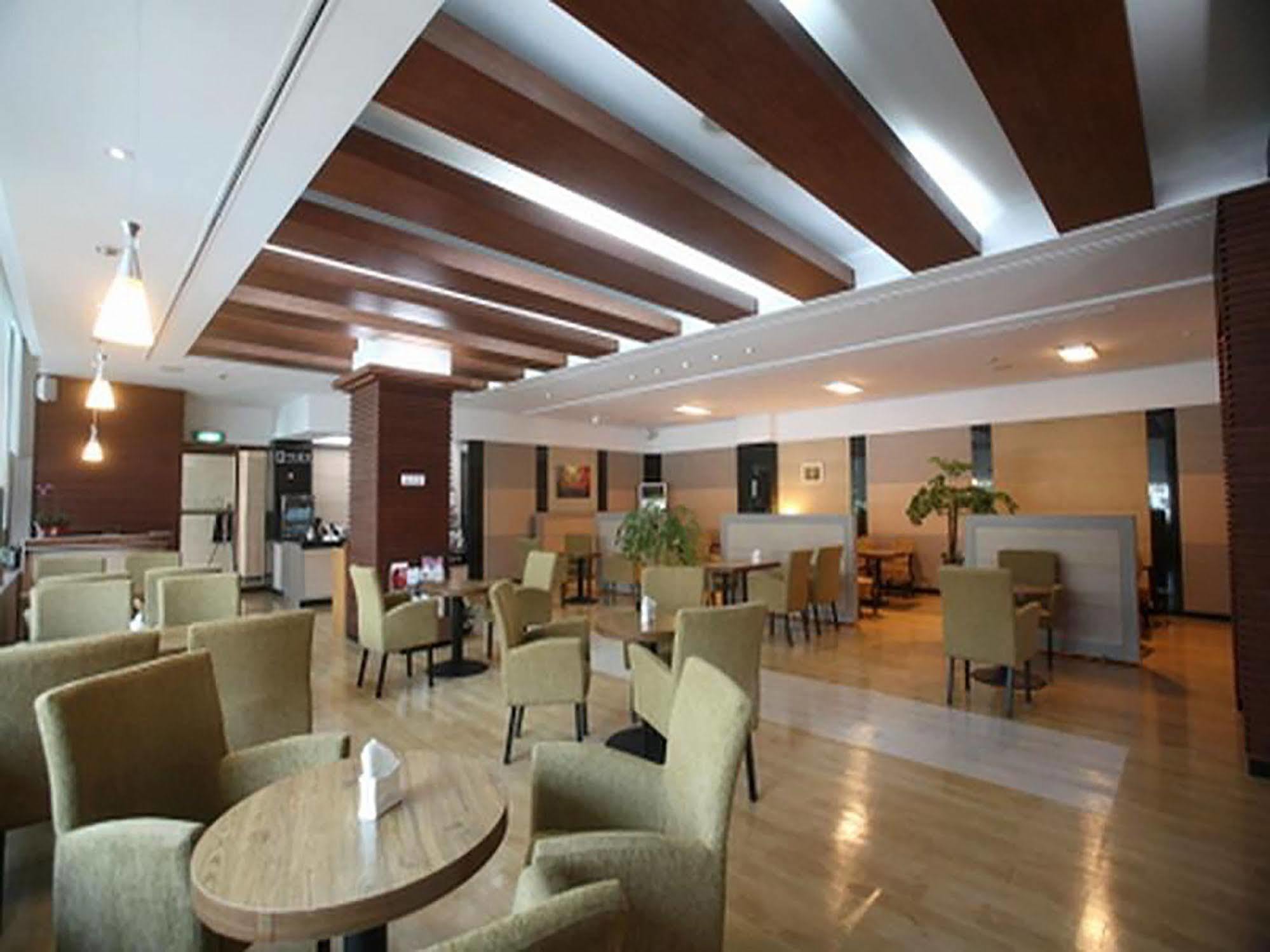 Suncheon Royal Tourist Hotel Buitenkant foto